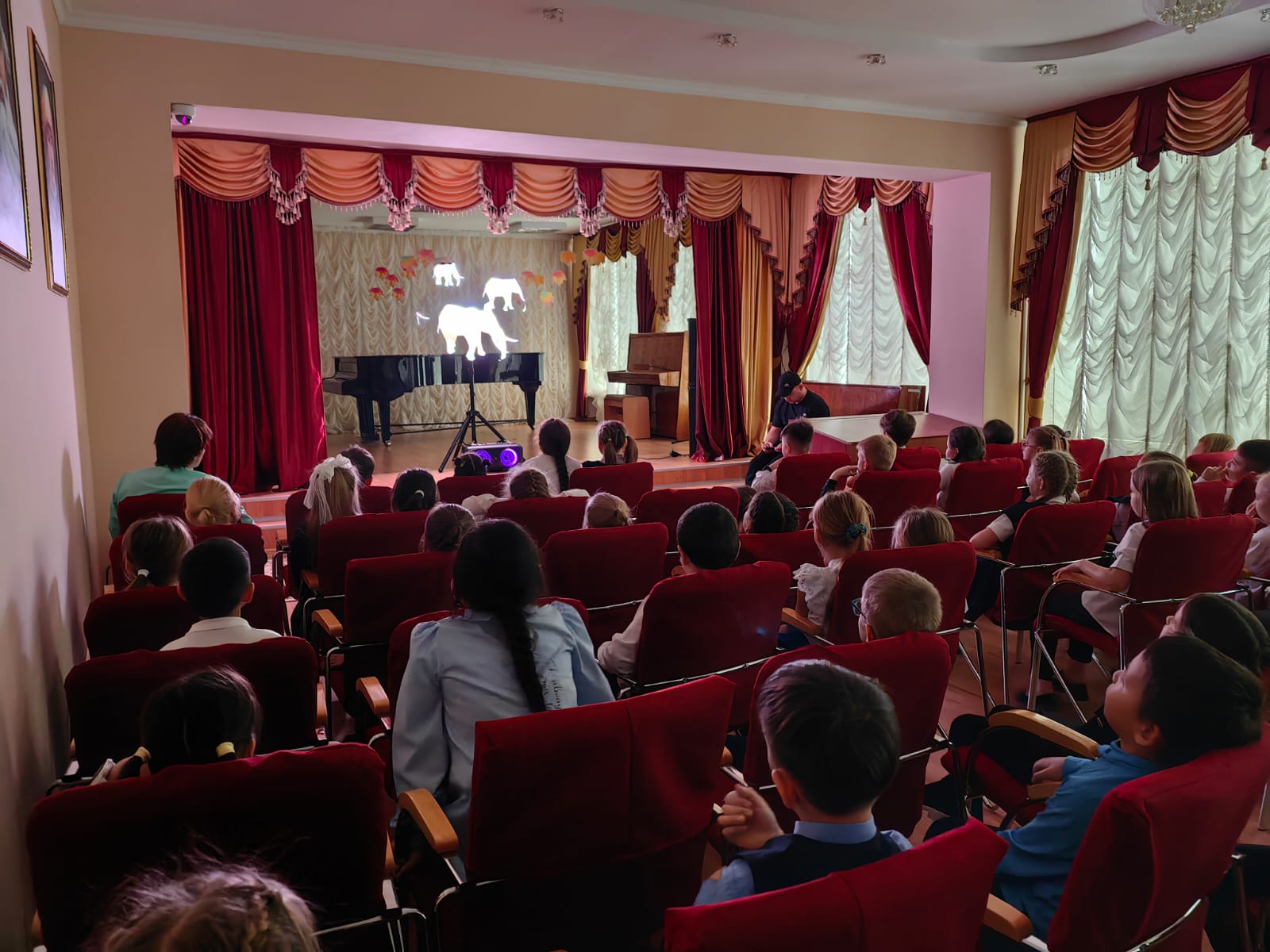 Нажмите, чтобы расширить картинку galla_show__3.jpg